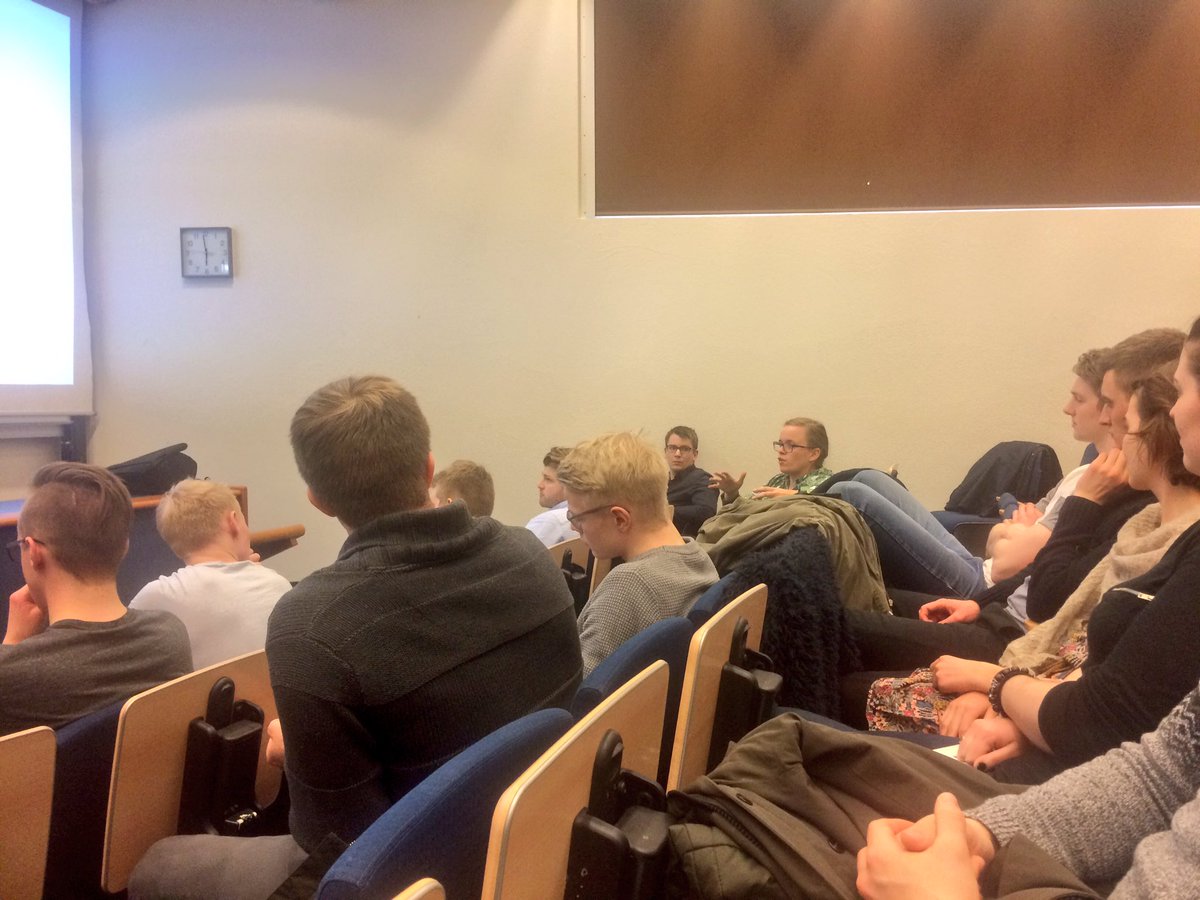 Sóknarfæri fyrir pre-klínísku árin: upptaka fyrirlestra, meiri klíník, PBL &amp; verklegri kennslu á spítala &amp; heilsug.