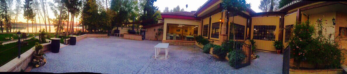 romerorestauran's tweet photo. Llega el buen tiempo, el sol y las terrazas! Ven y enamórate! 😘 https://t.co/rksHUT6VeT