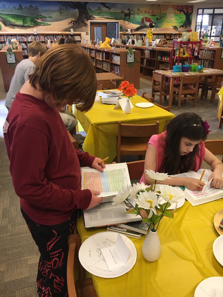 glantongators's tweet photo. Reference skills on the menu! Mrs. Scogin's 5th grade chooses the right resource at a reference "dinner party!" https://t.co/wBdCgWvZO8