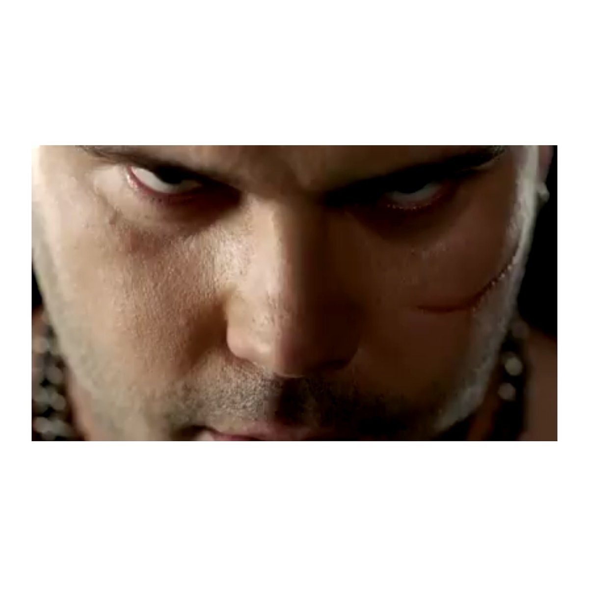 #Gomorra2 on <a href="/SkyAtlanticHD/">Sky Atlantic</a> !!! 
10 May 2016 
salvatore-esposito.com