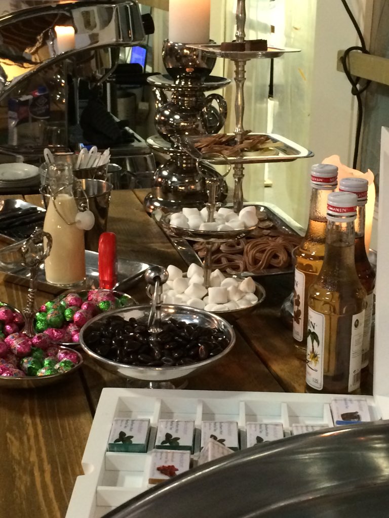 Apeldoorn in Bedrijf tweet media