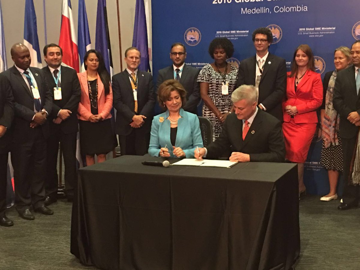 Sercotec_Chile's tweet image. Gerente general @Sercotec_Chile representando a @meconomia #Chile en Global SME Ministerial @GECGlobal #Medellín