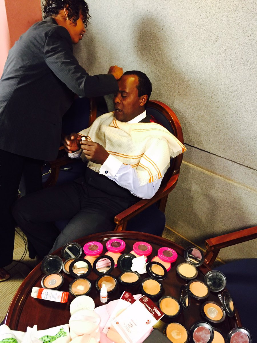 KoinangeJeff's tweet photo. #JKLChapatiMovement Getting ready for tonight's SHOW....Someone call RECCE!! It's going to be SMOOOOOOOOOKIN

Oh MY! https://t.co/vDRXdTnKaI