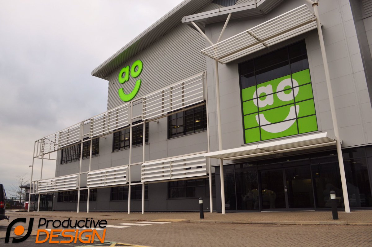 One of last weeks installs of a big <a href="/ao/">AO</a> illuminated sign using <a href="/3M/">3M</a> material #signage