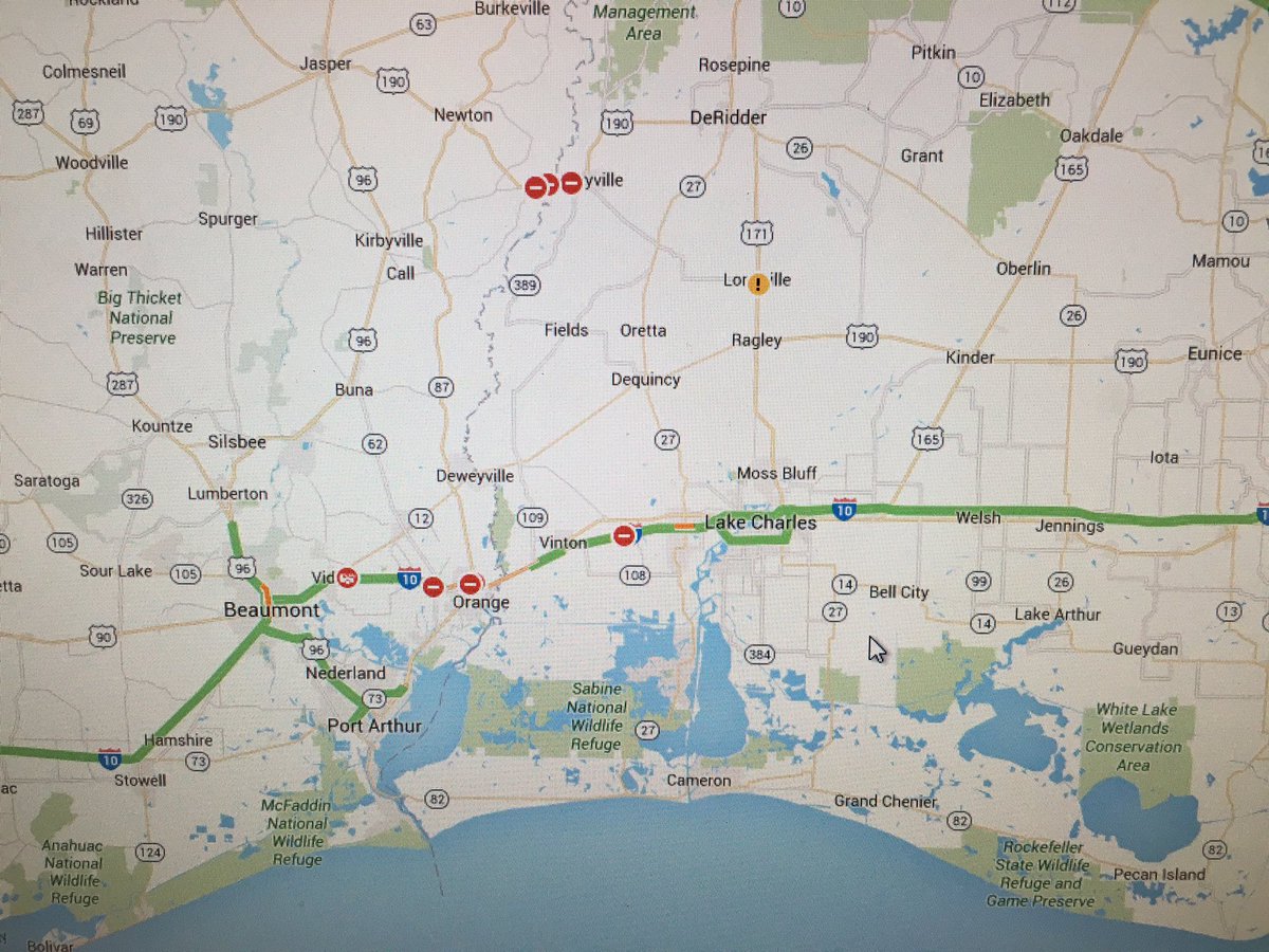 JenReynaTV's tweet photo. Emergency on MLK bridge on SH82! Bridge could possibly be closed. Huge delays #PortArthur #pleasureisland. @KPRC2 https://t.co/8I8UJ2n9b7
