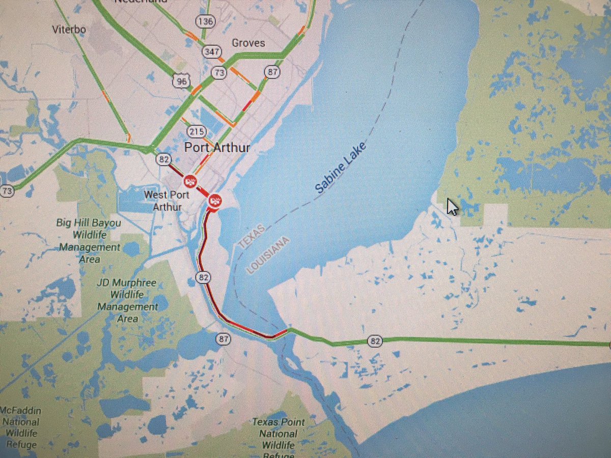 JenReynaTV's tweet photo. Emergency on MLK bridge on SH82! Bridge could possibly be closed. Huge delays #PortArthur #pleasureisland. @KPRC2 https://t.co/8I8UJ2n9b7