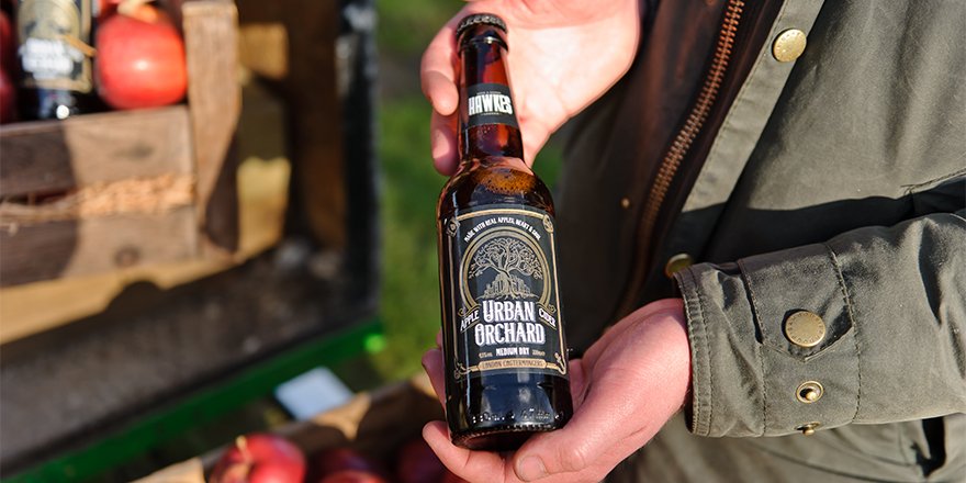 HawkesCiderTap's tweet photo. No artificial stuff, just orchard apples blended with donated #urbanapples to create a little bit of magic! https://t.co/e5zxOhl5bT
