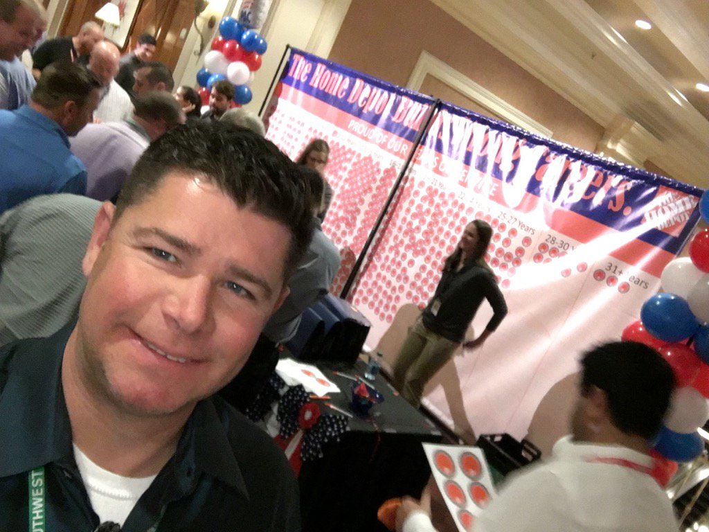 Great energy <a href="/HomeDepotGR/">The Home Depot Government Relations</a> #PAC booth this year! @thourig