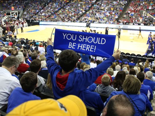 KiaofDM's tweet photo. Organizers expect the tournament to attract as many as 15,000 fans! https://t.co/9AZhnkMcu9 #MarchMadness https://t.co/Ik2CrvQ1fJ