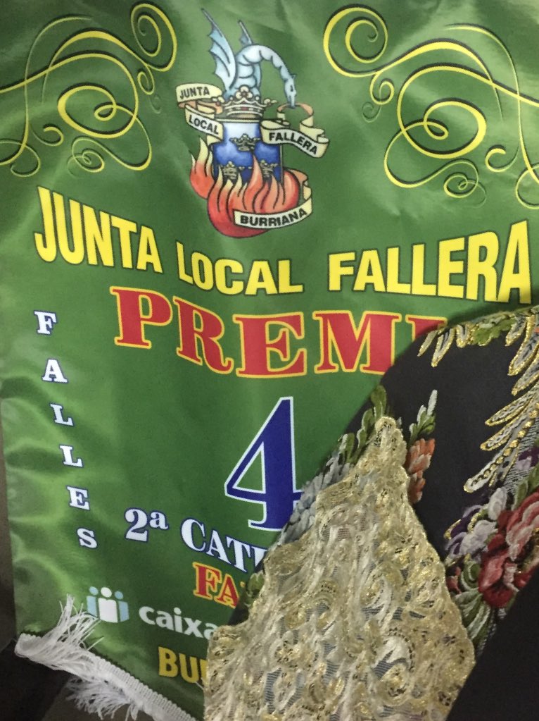 TENEMOS BANDERÍN! #Fallas2016 #Ortega #SomFesta #FemFesta