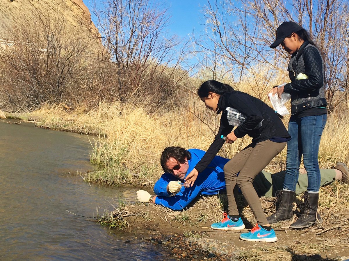 WaterWarriorOne's tweet photo. .@WaterDefense Phase 3 Testing Navajo Nation #goldkingspill: Same issues as #FlintWaterCrisis  @MarkRuffalo @NBC_25 https://t.co/9mBu8N1SJN