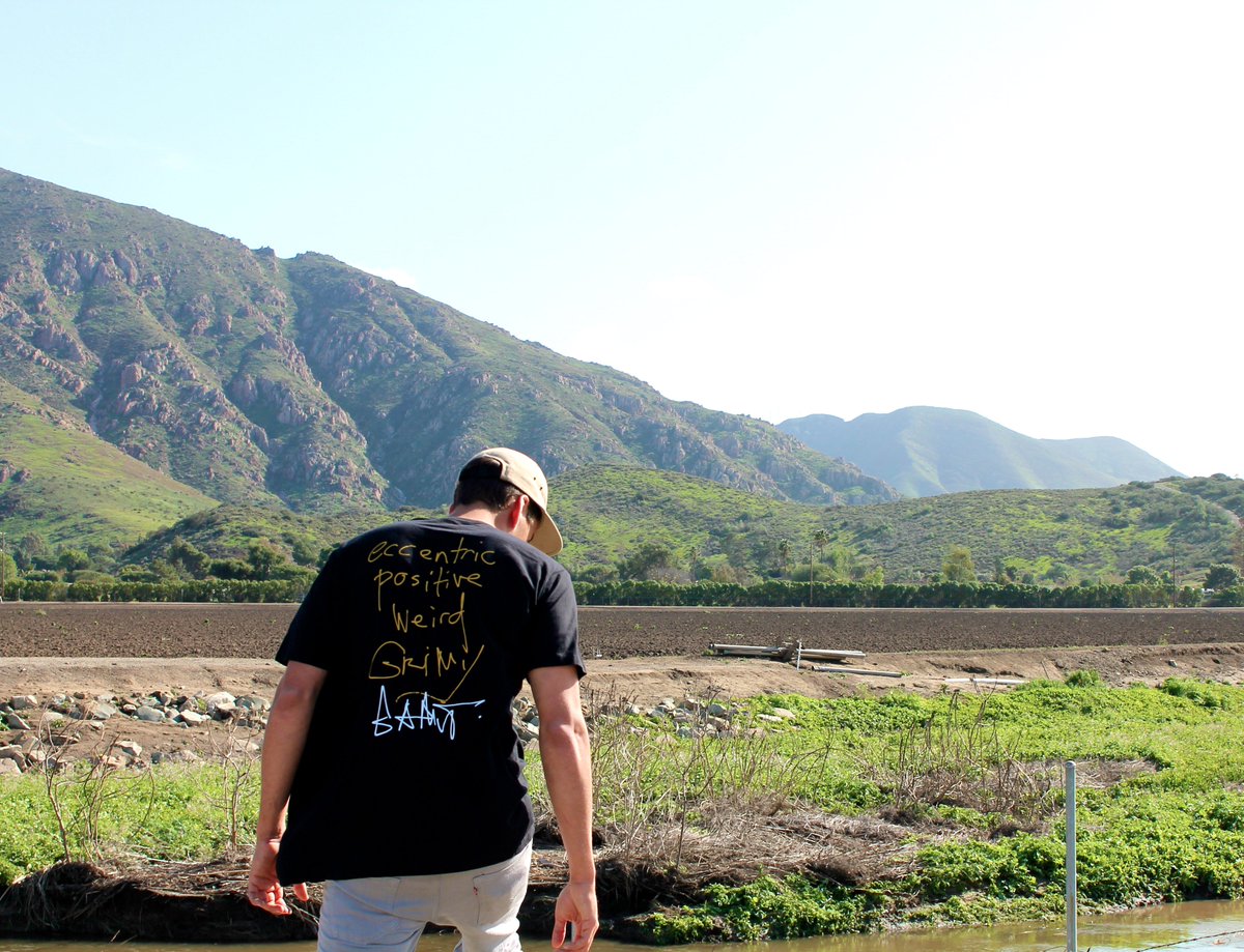 GamutLife's tweet photo. Our Men's Grimy Tee is available on our site. https://t.co/CvnSFi5Vcb #GamutLife #GrimyTee #Apparel #Design https://t.co/yfJN8LYYdF
