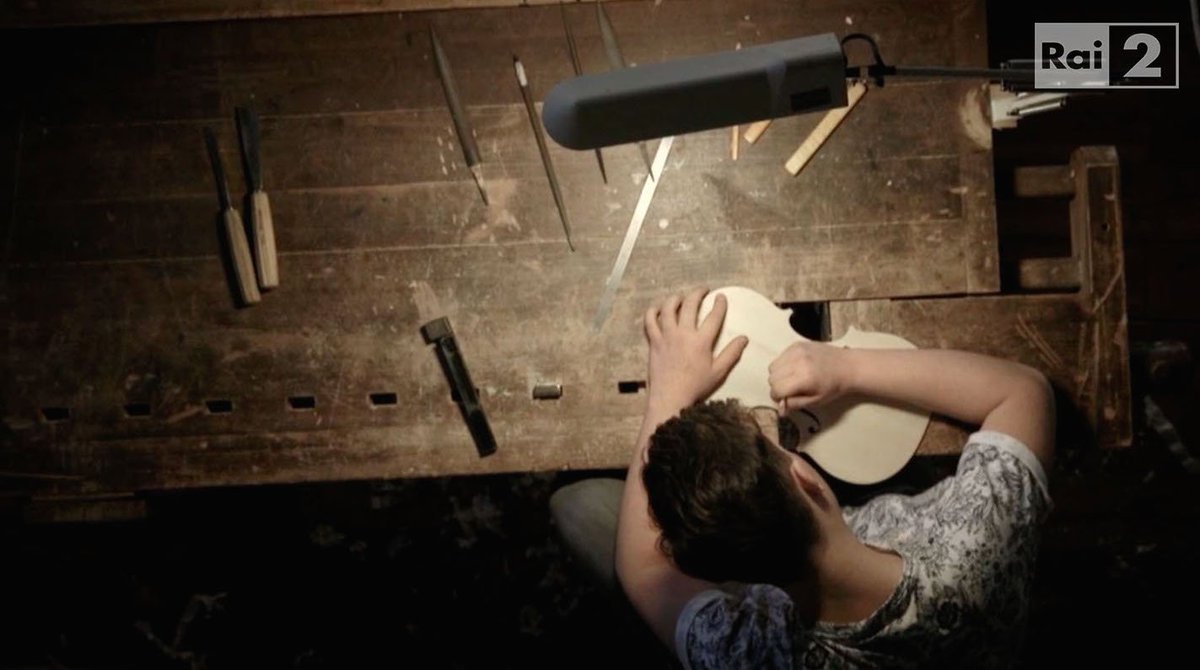 Dalla Liuteria al palco di #TVOI <a href="/JoeCroci/">joe++</a>!