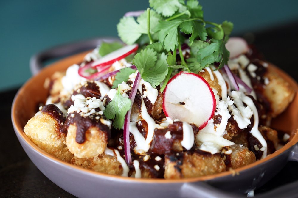 munchies's tweet photo. Don't call this chef's food "Mexican" cuisine–it's entirely its own thing. https://t.co/EuUFdHpPBl https://t.co/ixKg0tGab9