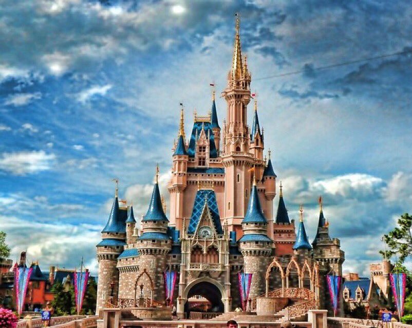 wdwpro_'s tweet photo. 25 Fascinating Facts About The Magic Kingdom https://t.co/2WQ191RDXK #WaltDisneyWorld #disney #magickingdom https://t.co/pEqKkYKDwj