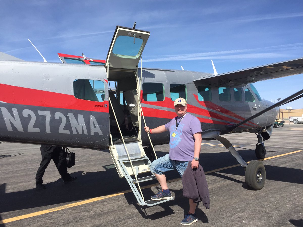 bucksamandy's tweet image. Skywalk, Helicopter &amp;amp; plane @Jess_L_Collett Grand Canyon Tour 2016 Uncle Matthew sat in the pilots seat by mistake