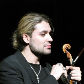 Mara_MAG_'s tweet photo. DAVID GARRETT torna in ITALIA 🎻musica classica GENOVA E CREMONA 14-15 aprile 2016 🎶https://t.co/437oqn2l9U 🔝👏👏👏 https://t.co/AcRj2iCN0j