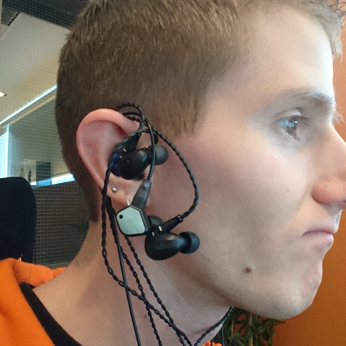 Linus tech tips earrings