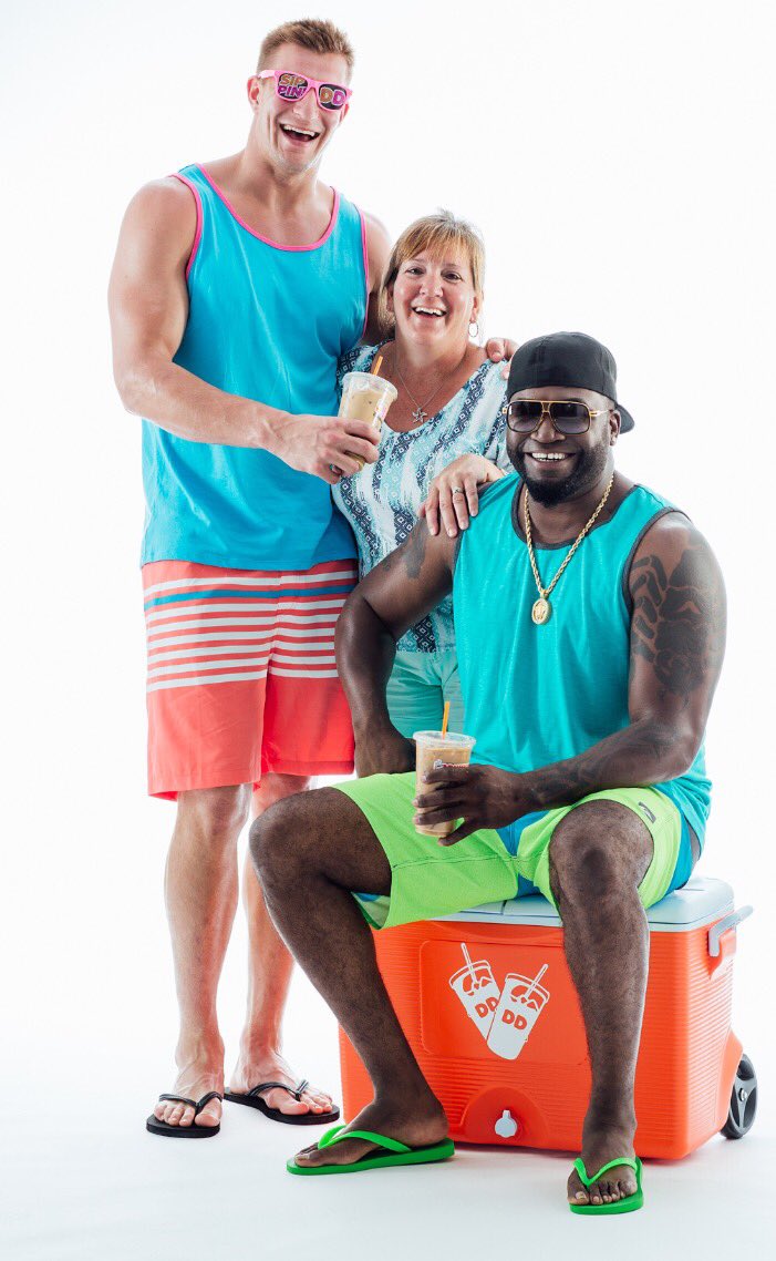 Straight Chilling with my Mom &amp; <a href="/davidortiz/">David Ortiz</a>