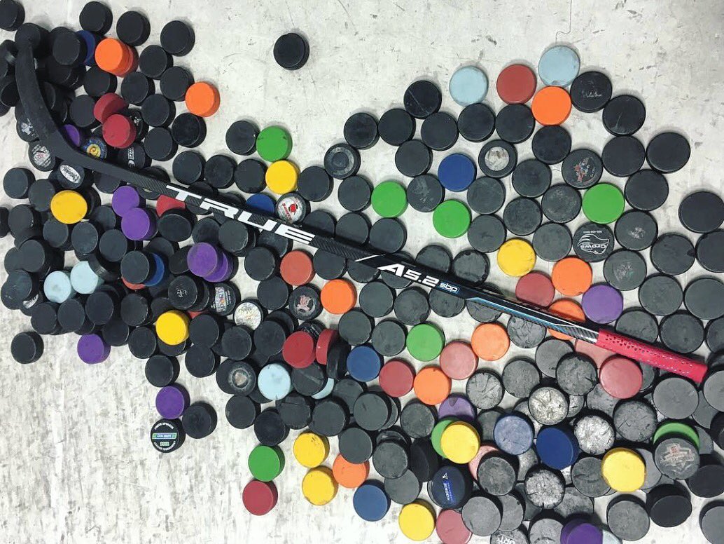 truetemperhcky's tweet photo. If your practice sessions don't look like this, then you're doing it wrong. #PlayTrue | 📷: @TheDanglator https://t.co/IEKoh98X1X