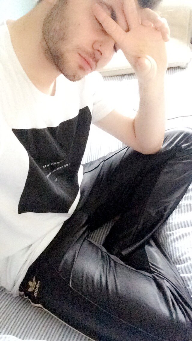 _ThomasBCooper's tweet photo. #BackToTheBlog I've watched all my TV boxsets so back to #writing and #blogging ✌🏼️ #fbloggers #menswear #lifestyle https://t.co/HDBLTENMH9