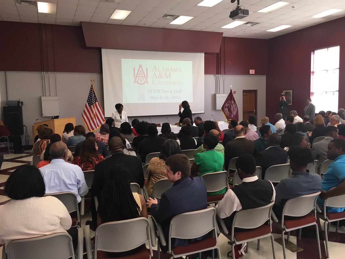 NASA_Marshall's tweet photo. Great turnout @aamuedu to talk #HBCU events with U.S. Sec of Ed @JohnKingatED &amp; the #OpportunityAcrossAmerica tour. https://t.co/qH4bdw6Pms