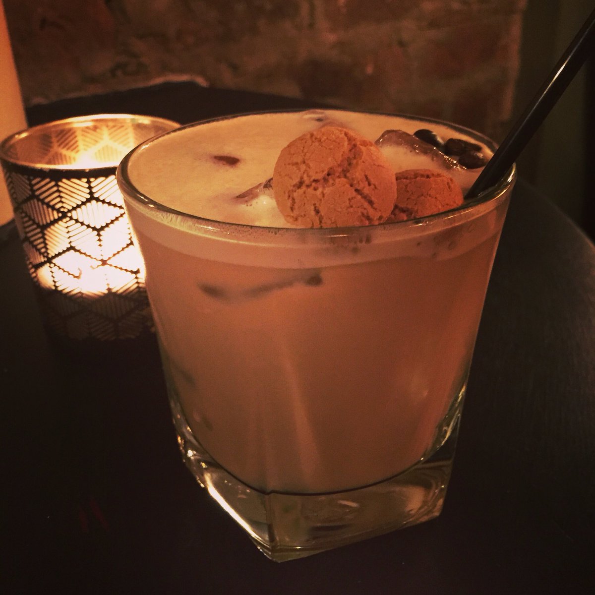 RoxLiverpool's tweet photo. The Cold Irishman created for #StPatricksDay. Original Irishman whiskey served as a coffee frappé #CocktailPorn 😍☘ https://t.co/n5pR58tZti