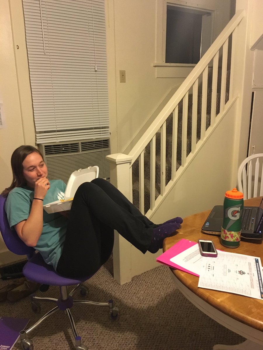 laneyklar's tweet photo. "im just sitting here watching my group type in the Google doc" -@MELONe_55 #classictts https://t.co/FrO4vwLmxm