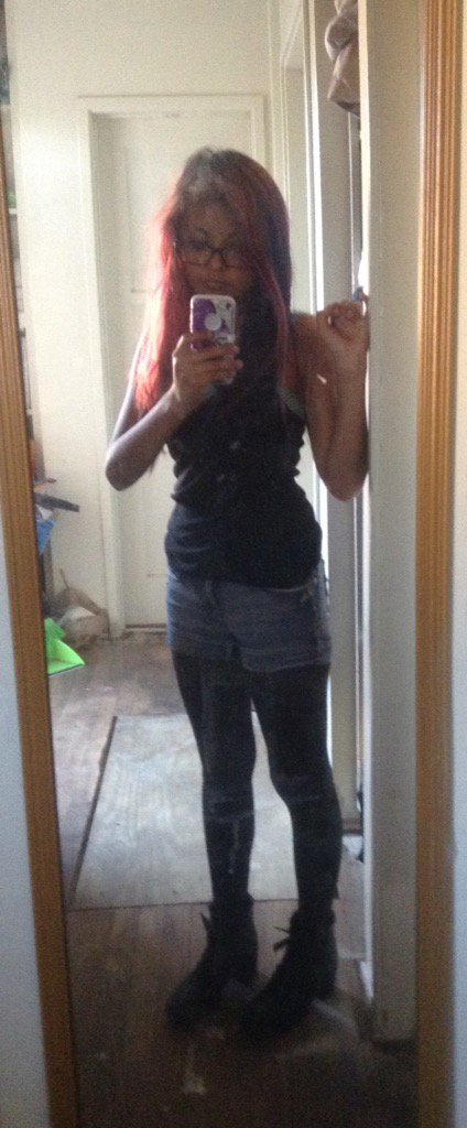 PastelCater's tweet photo. Meh I was in front of the mirror u.u https://t.co/S1H8bRWP9y