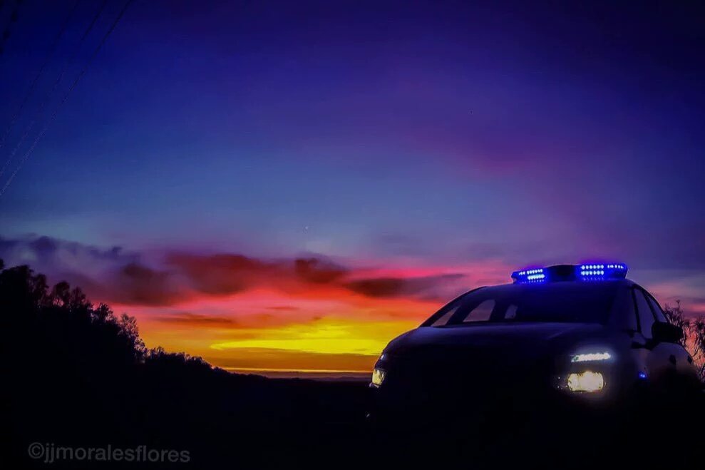 Boas noites! ¡Gabon! ¡Bona nit! ¡Buenas noches! En cualquier punto de España, siempre velando por la seguridad. | Policía Nacional | Scoopnest Boas noites! ¡Gabon! ¡Bona nit! ¡Buenas noches! En cualquier punto de España, siempre velando por la seguridad. | Policía Nacional | Scoopnest