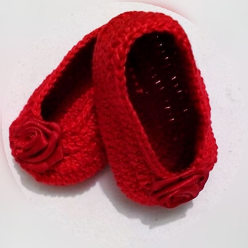 Sapatinho de crochê

#boanoite #croche #sapatinho #sapatinhodecroche#brasil#brasilia#goiania #riodejaneiro 
#sapati…