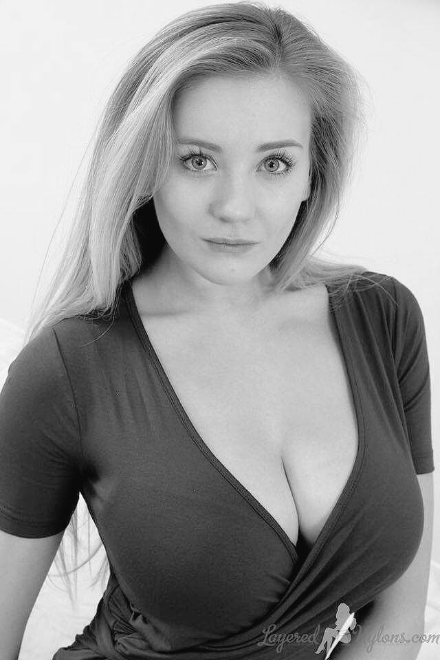 TheivingFeline's tweet image. New Felicia Hardy, new to the character.
Ships with chemistry.
Open to all to RP.
RT?