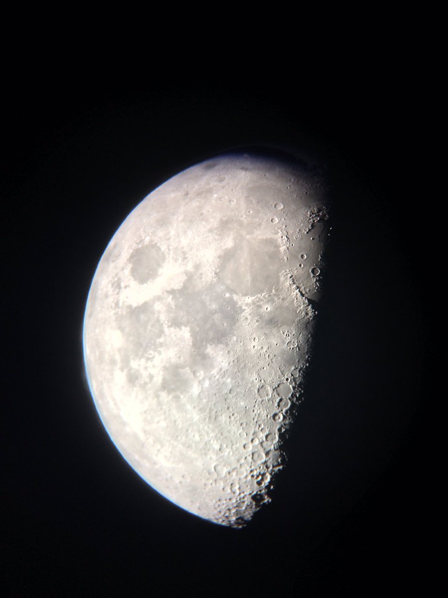 Axiamo's tweet image. Hecha con el móvil, en el observatorio del torcal 👌👌