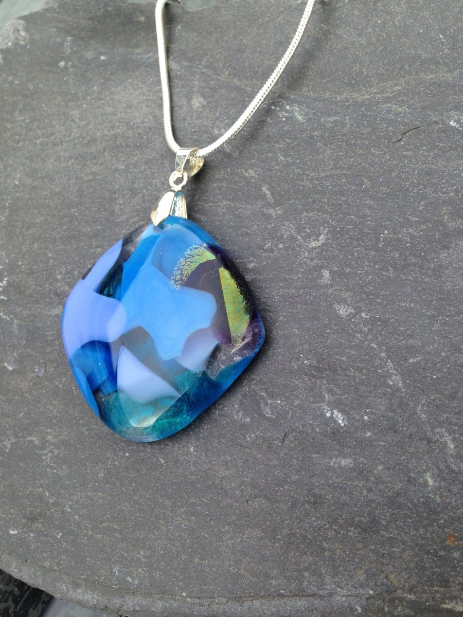 Funkifusion's tweet photo. Blue Swirl Pendant, 925 Silver Chain, Fused Glass, Made in the UK https://t.co/z0Qmcwcs8K #Etsy #925Chain https://t.co/CPtAynmVLC