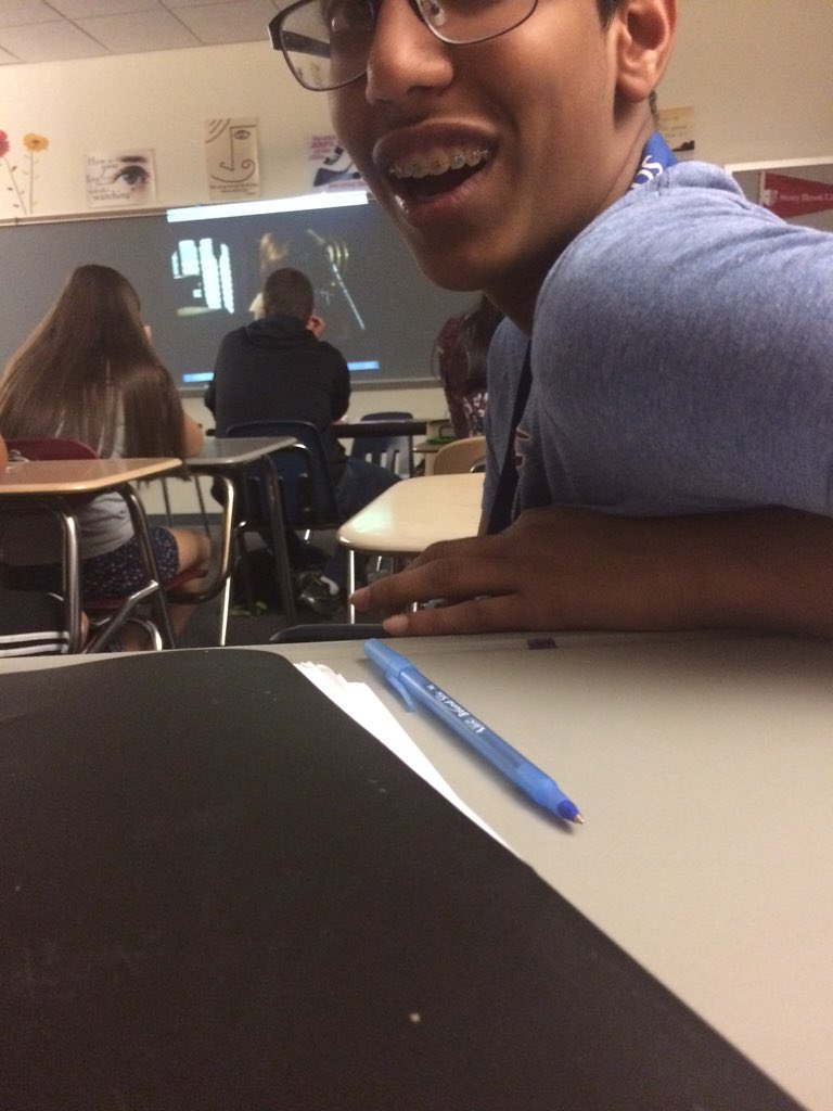 jbambzz's tweet photo. @vishu_gadre69 @ngurajala2 "Can you please tell Vishu not to beat me up" 😪😪 #hewascrying #pussy https://t.co/YHuYVi2xuN