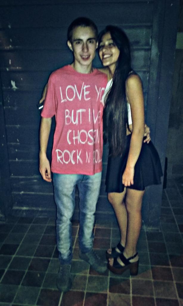 SabriCargemel98's tweet photo. Yo te quiero desde siempre y voy contigo hasta él final 🎶 con un chanchoo hermoso 🐷💕😍 https://t.co/M3IIEde3g6