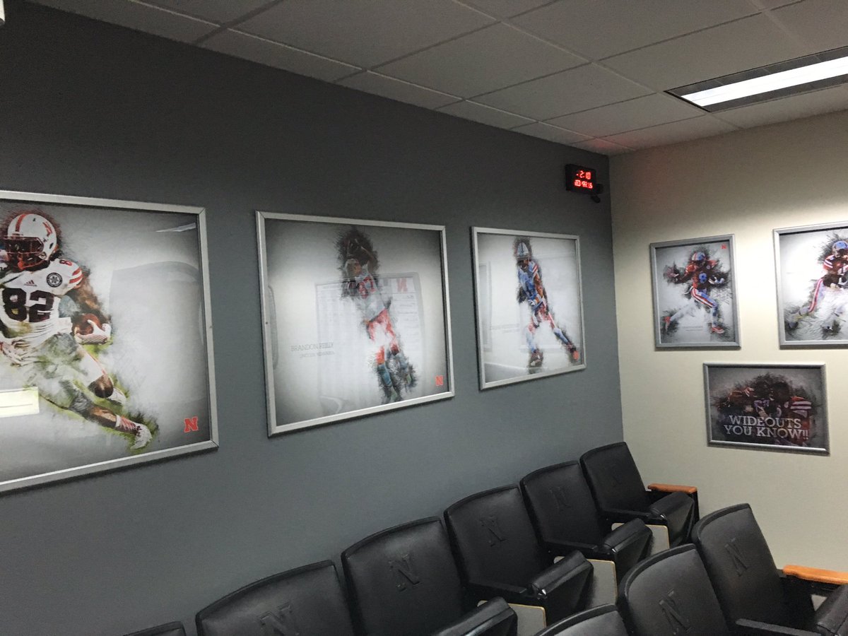 brandonreilly87's tweet photo. Finally @wideouts got the room lookin' nice 💯 https://t.co/N5ywwWGHoy