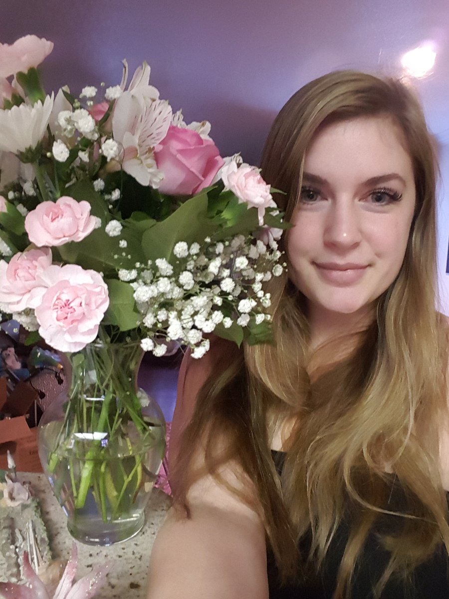 Danielleftv On Twitter Pretty Flowers From My Wonderful Friend 