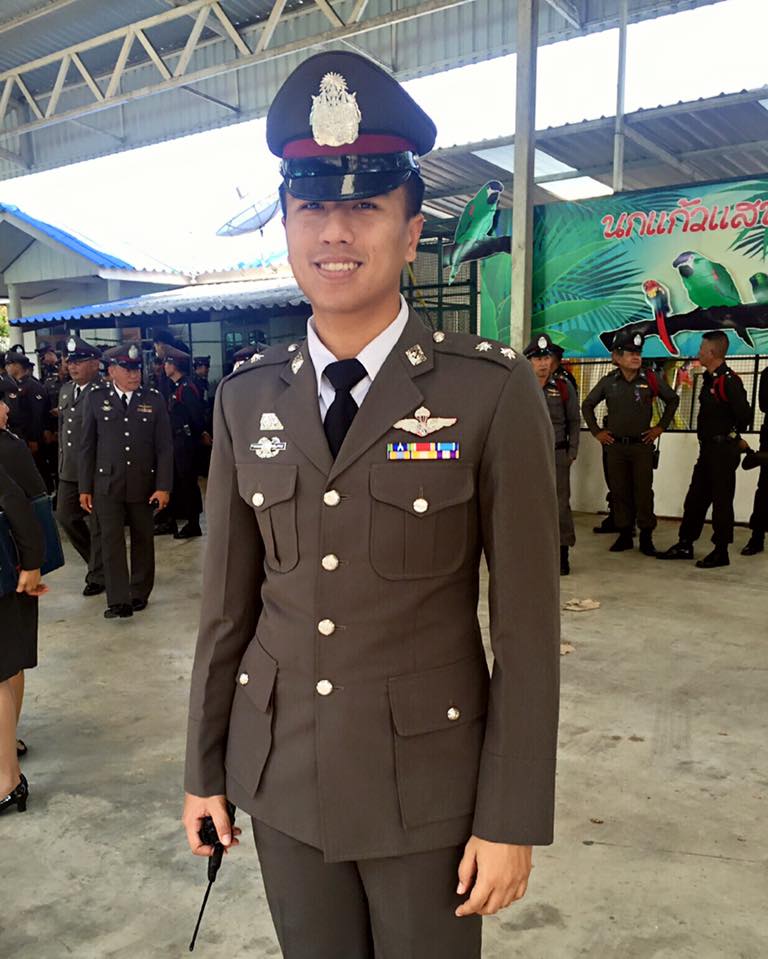 army4lover tweet picture