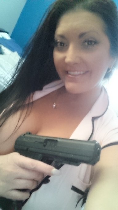 #GunControl #NotInMyHouse https://t.co/ukqVzaTLlg<a href="/tag/guncontrol"class="tags">#GunControl</a><a href="/tag/notinmyhouse"class="tags">#NotInMyHouse</a>