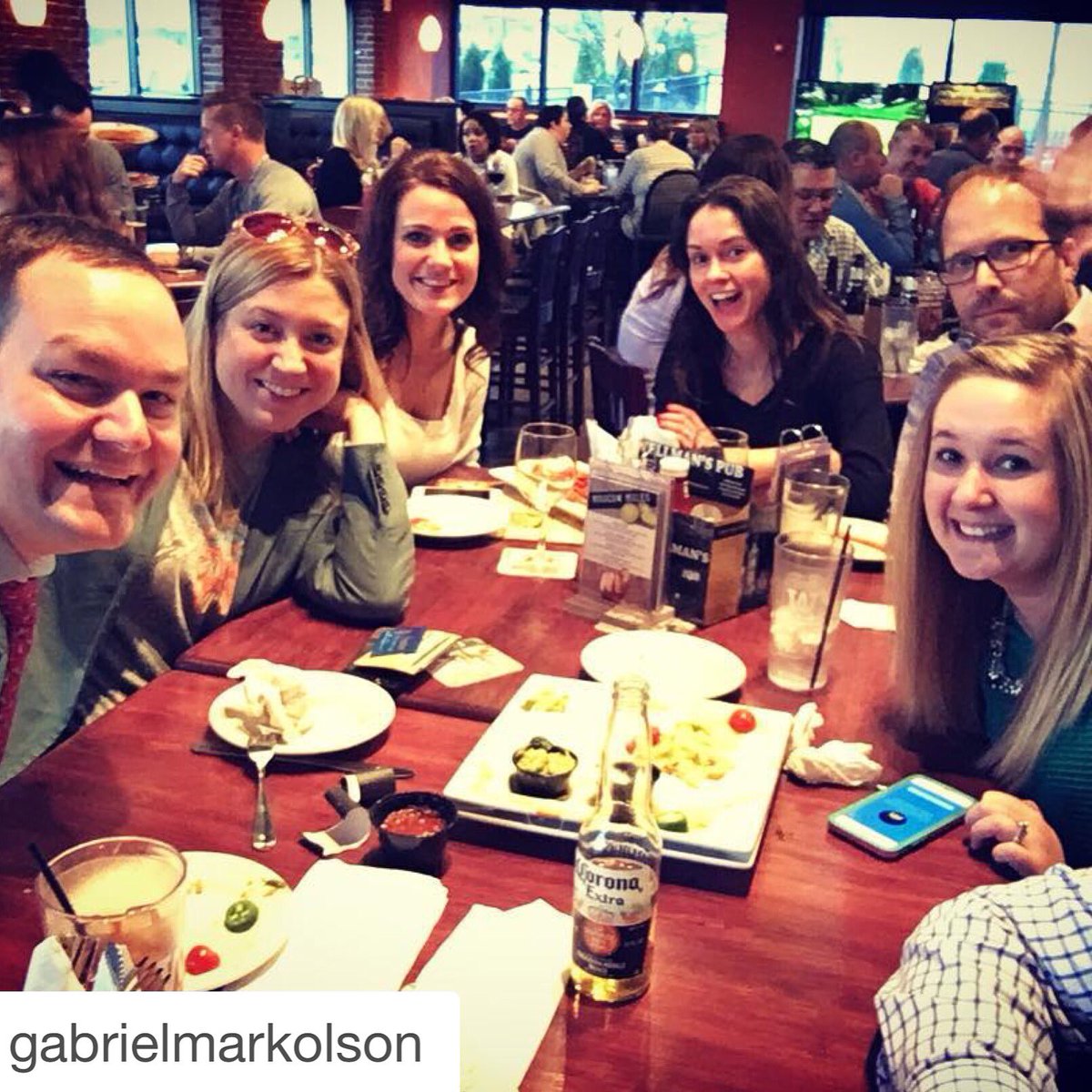 AJKaduce's tweet photo. #BCE2014 #GDMLIReunion @eknichols @accentthevowel @EmilyLToribio https://t.co/gZCRr0cjyB