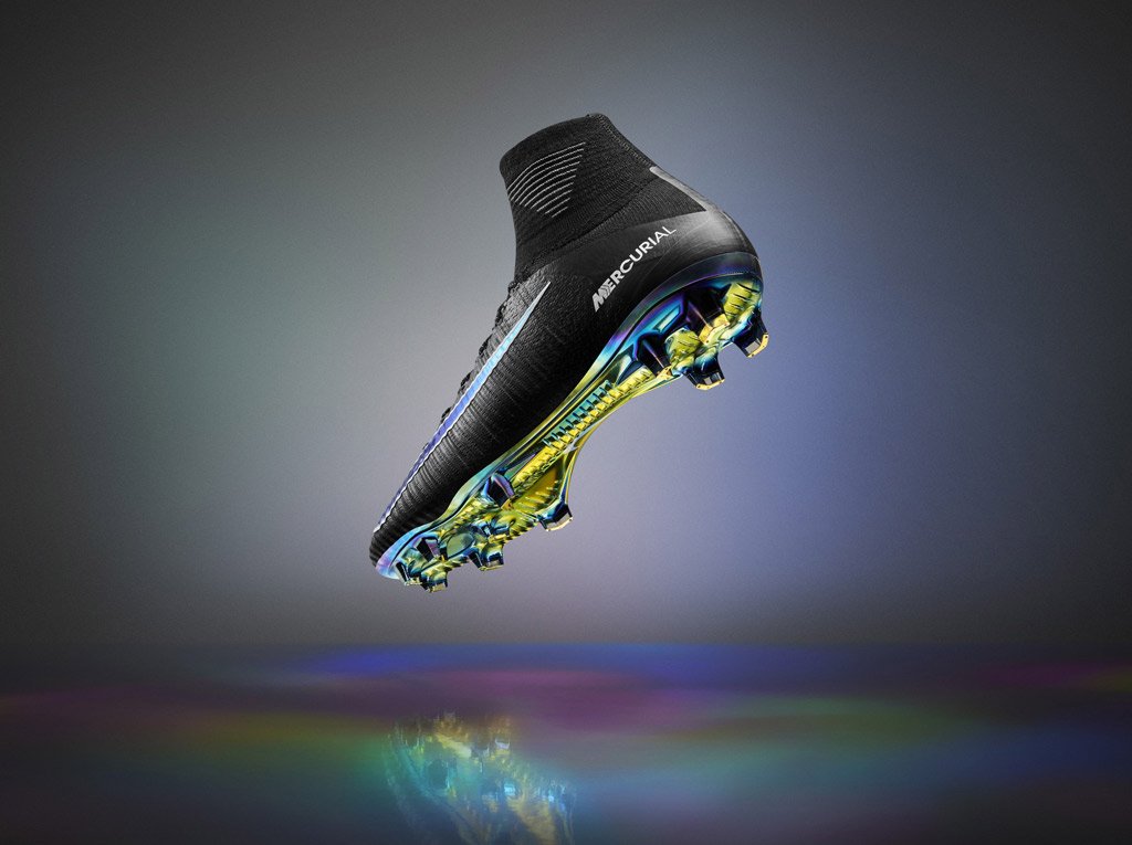 nikefootball's tweet photo. 💥Fast just got faster💥

Meet the new #Mercurial V. Released early summer for App members: https://t.co/qKVc7DR0nE https://t.co/h86ehSnf6A