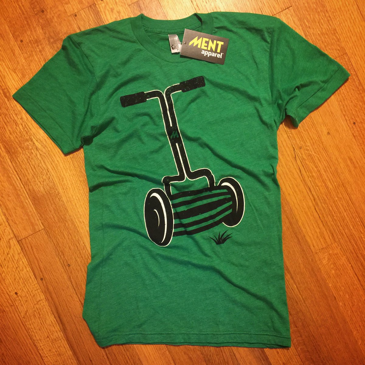 MENTapparel's tweet image. It's about that time of year again to start mowing your lawn. Do it in style! mentapparel.com #oklahoma