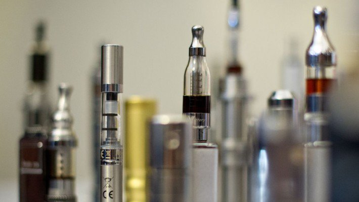 GQVape's tweet photo. The #Vaping Tax: Battle over future of #ecigs looms https://t.co/mVRMKGiVOx
#vapeon #vapefam #MyElectionFear https://t.co/WYn56EIM73