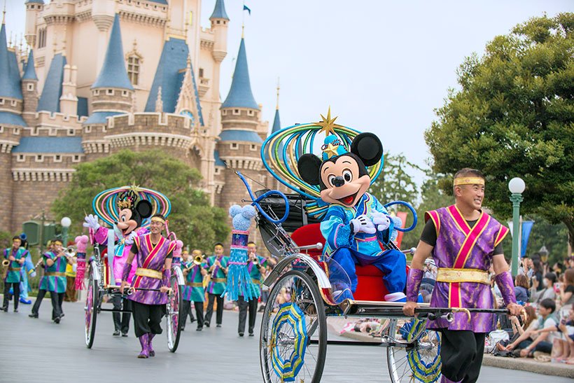 ディズニーランドの季節イベントはいつ頃 年間スケジュールをチェック トラベルタウンズ