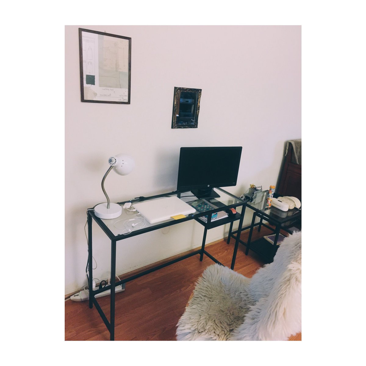 damnDASHA's tweet image. Finally redid my desk with a 40 dollar ikea table. Framed one of the first patterns I've ever made.

#designforless