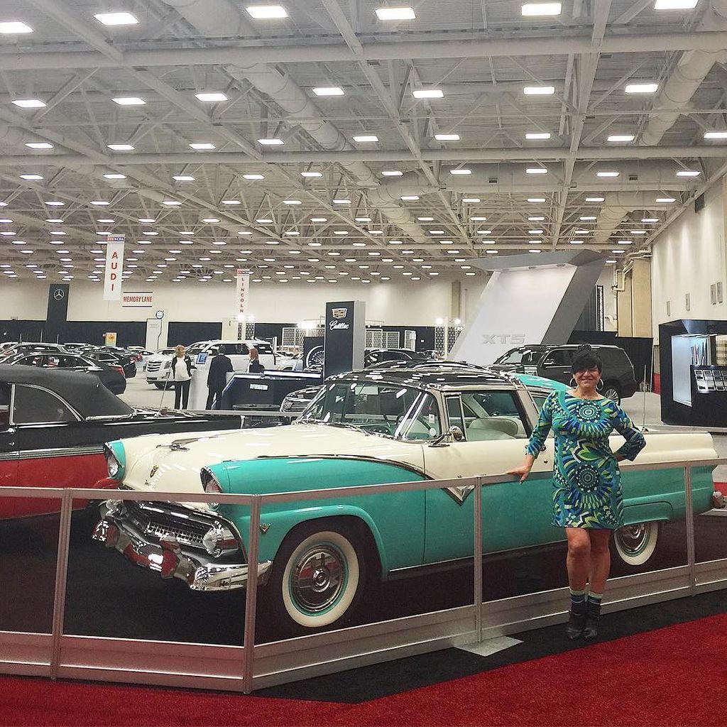 zaneology's tweet photo. Come check out the #CLASSIC CARS at the 2016 #DFWAuto Show Mar 16-20! #shebuyscars https://t.co/MHgejKRAH2 https://t.co/7OSyhQKW0C