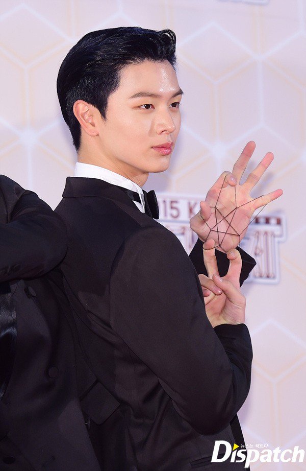 atozXbtob's tweet image. [1mm] “펑범함은 거부한다”…아이돌, 까불이 戰
dispatch.co.kr/483196
#비투비 #육성재 #육잘또