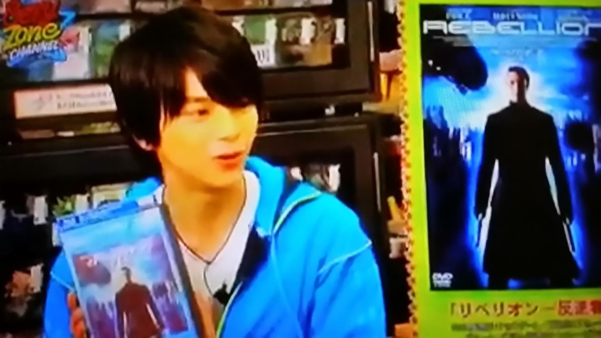 アンザイ オススメ映画に リベリオン を挙げる佐藤勝利くんと Avp を挙げる松島聡くんがいるsexy Zoneを応援しよう T Co Hbba9lakzo