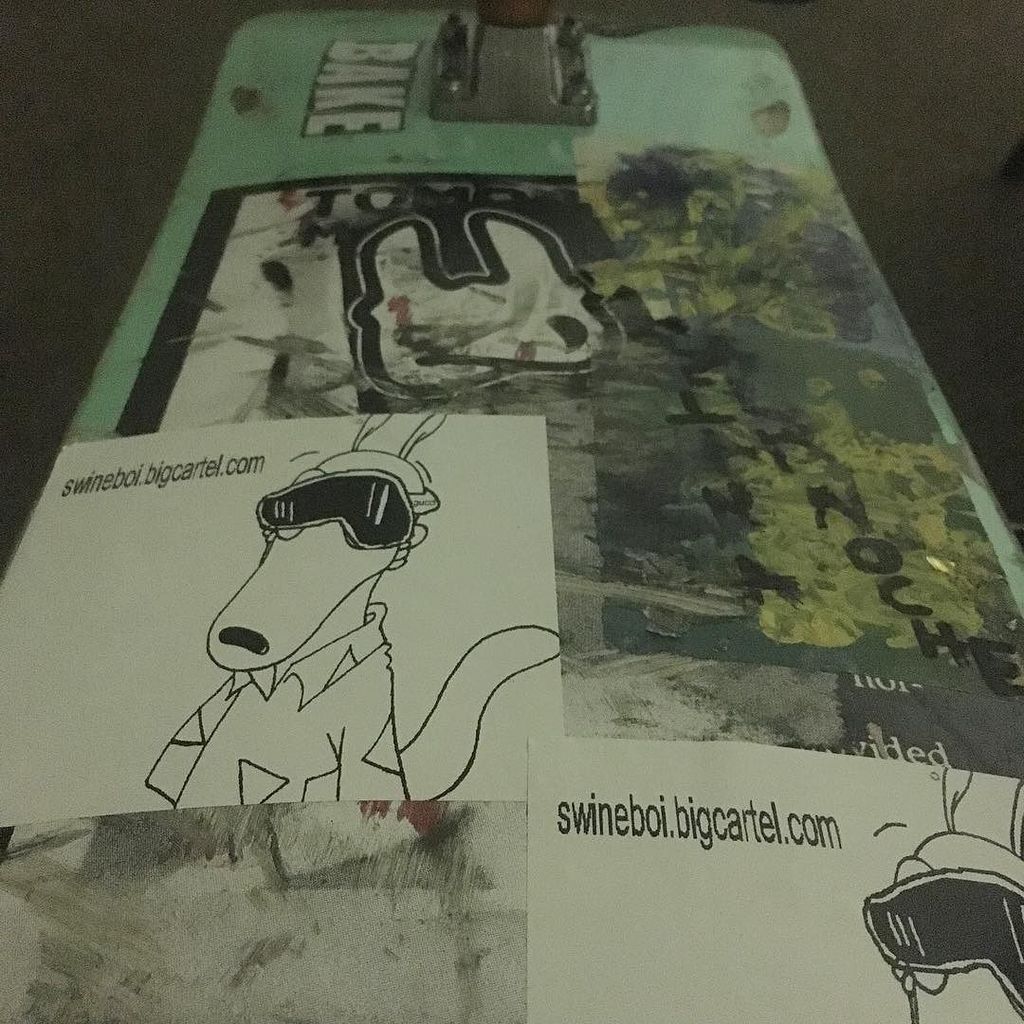 FilmerHands's tweet photo. got some sick stickers in the mail from @blackswineboi! https://t.co/qA61SGNM3z https://t.co/rQQCVB6BjL